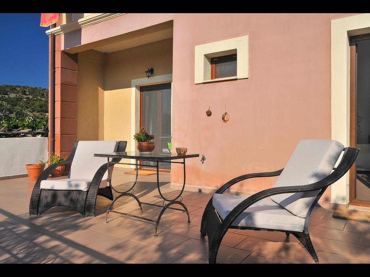 Athanasia'S Apartments Prinos  Exterior photo